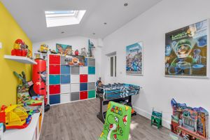 Photo 9- click for photo gallery